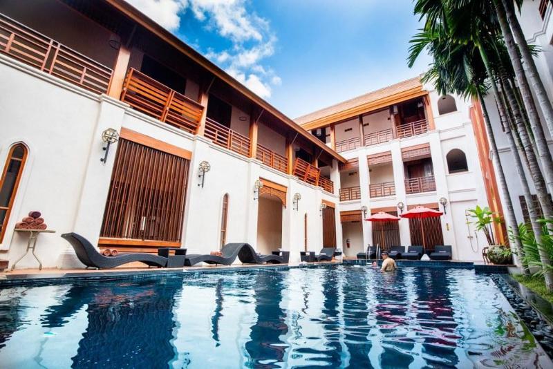 Phra Singh Village, Singapore