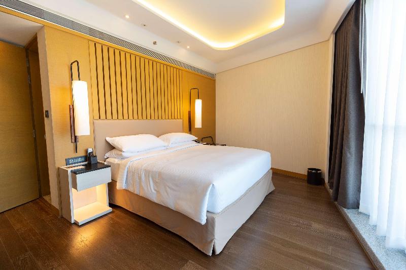 Photo of DoubleTree by Hilton Ahmedabad, 5-star hotel in Ahmedabad