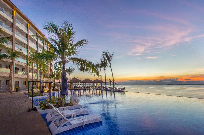 Photo of Dusit Thani Mactan Cebu Resort, 5-star hotel in Cebu Island