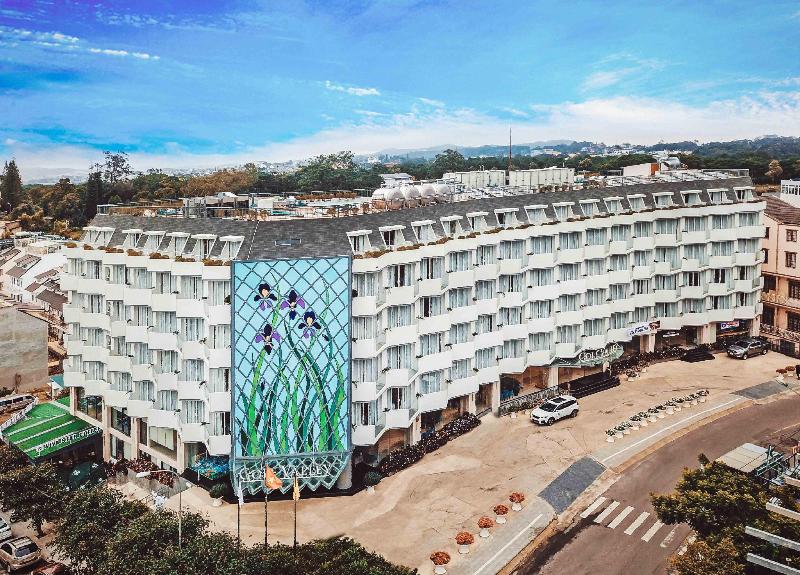 Golf Valley Hotel, Singapore