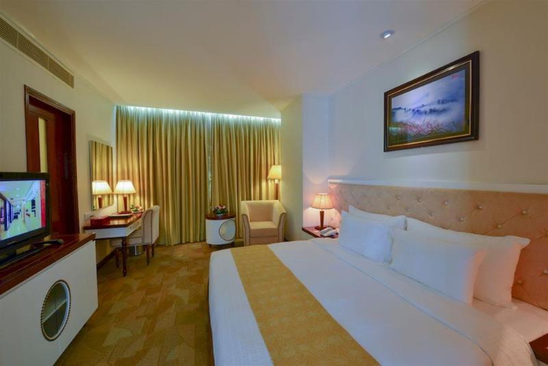 Sapaly Lao Cai City Hotel, Singapore