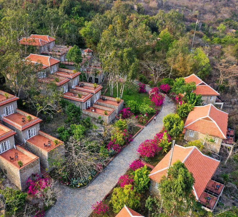 Victoria Nui Sam Lodge, Singapore
