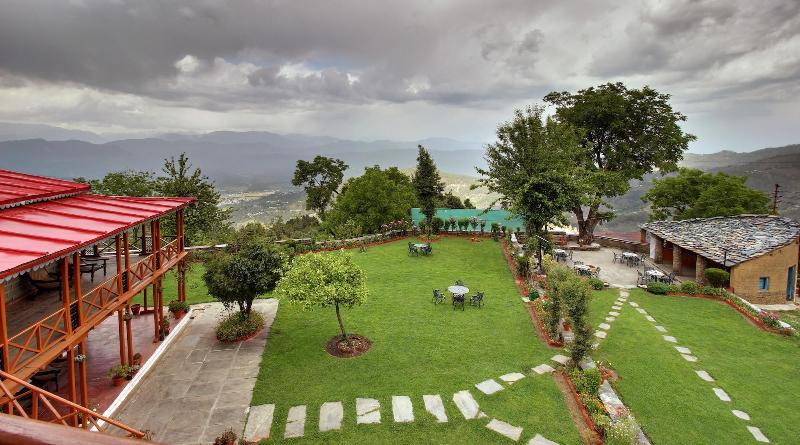 Photo of Chevron Eco Lodge, 3-star hotel in Almora (and vicinity)