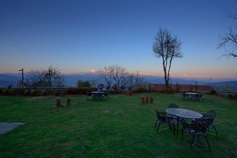 Photo of Chevron Eco Lodge, 3-star hotel in Almora (and vicinity)