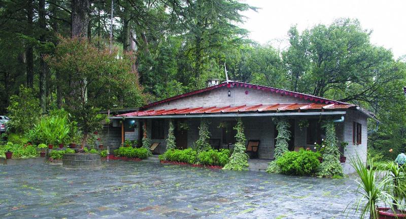 Photo of Chevron Rosemount, 2-star hotel in Almora (and vicinity)