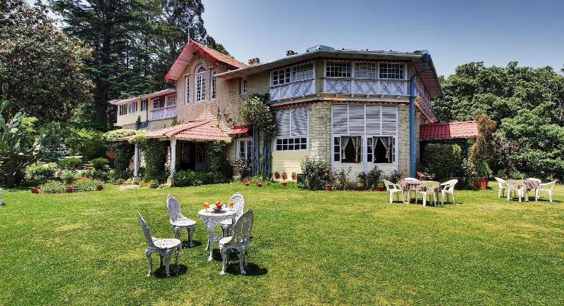 Photo of Chevron Rosemount, 2-star hotel in Almora (and vicinity)