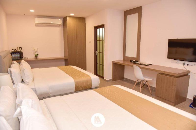 Photo of Lotus Seaview Beach Resort, 3-star hotel in Bandar Penawar