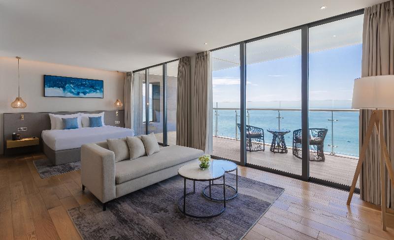 Prince Hotel Da Nang (Formerly Sel de Mer Hotel & Suites), Singapore