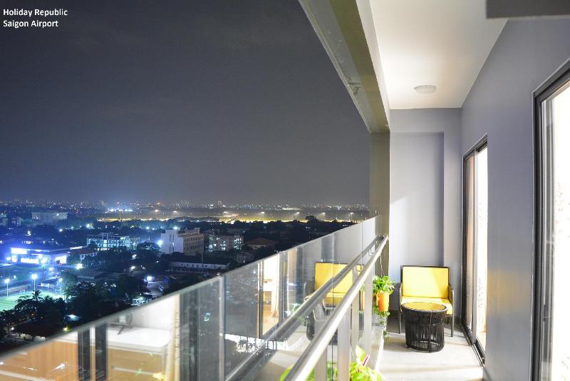 Holiday Inn & Suites Saigon Airport by IHG, Singapore