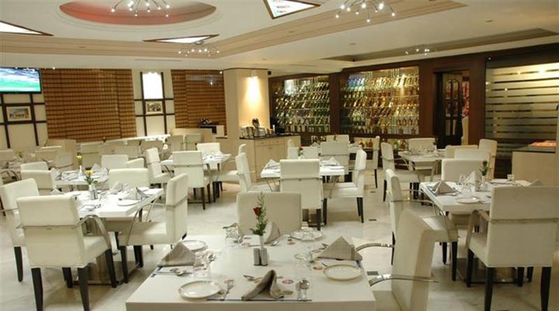 Photo of Hotel Sandesh The Prince, 4-star hotel in Mysore