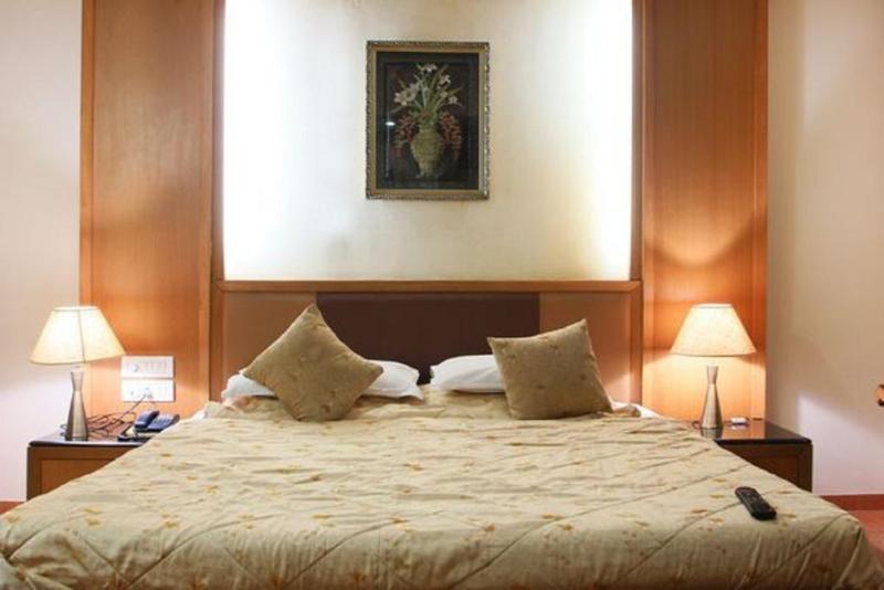 Photo of Hotel Roopa, 3-star hotel in Mysore