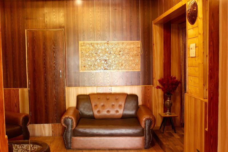 Photo of Walisons Hotel, 3-star hotel in Srinagar