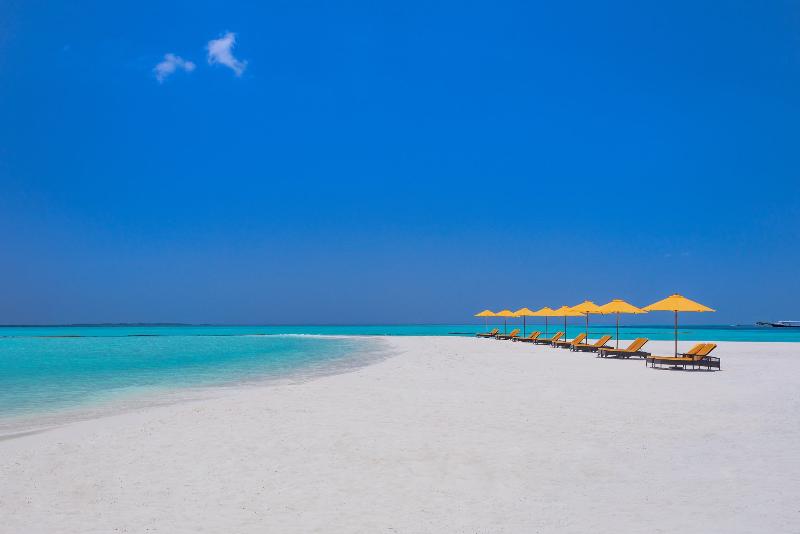 Dhigufaru Island Resort, Singapore