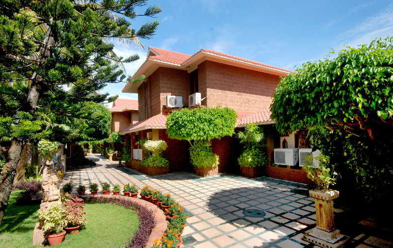 MAYFAIR Waves, 4-star hotel in Puri