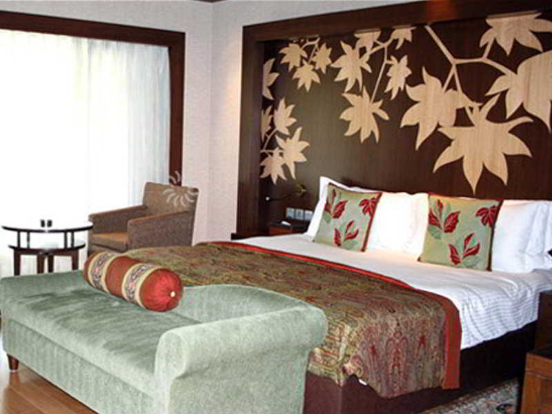Photo of The Lalit Grand Palace Srinagar, 5-star hotel in Srinagar
