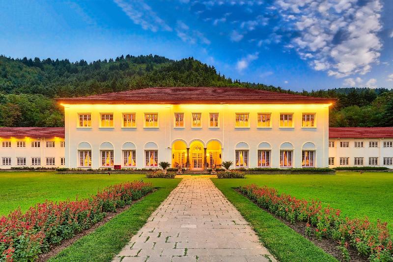 Photo of The Lalit Grand Palace Srinagar, 5-star hotel in Srinagar