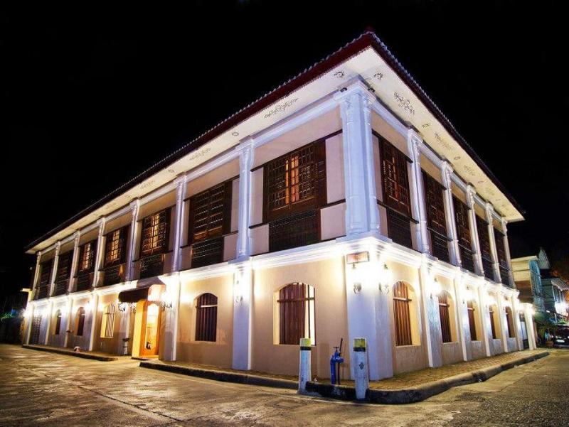 Hotel Felicidad, 3-star hotel in Vigan