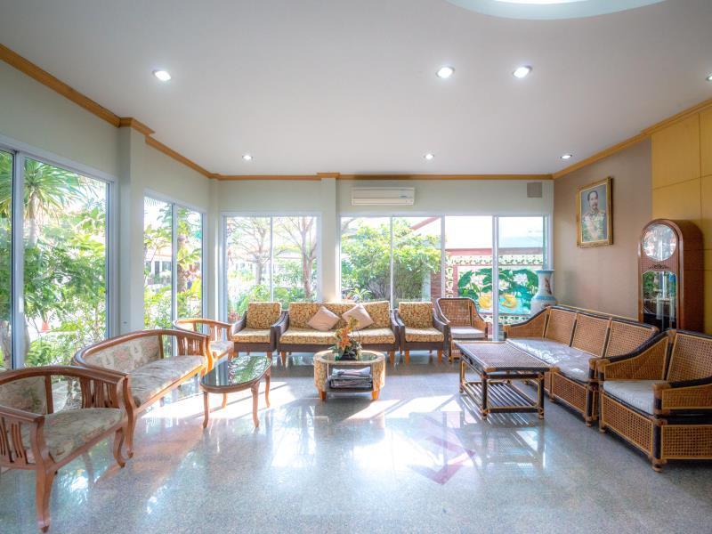 Photo of Martina Hotel, 3-star hotel in Surin