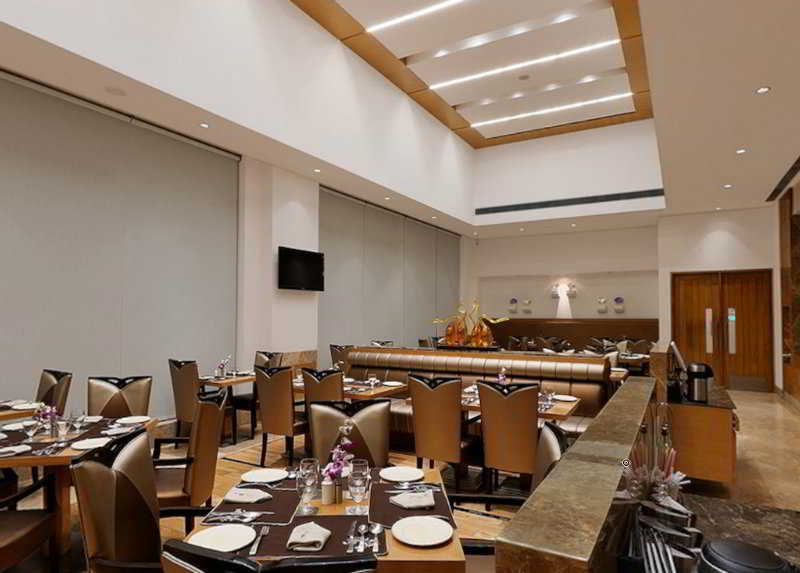 Photo of Orange Megastructure LLP, 4-star hotel in Surat