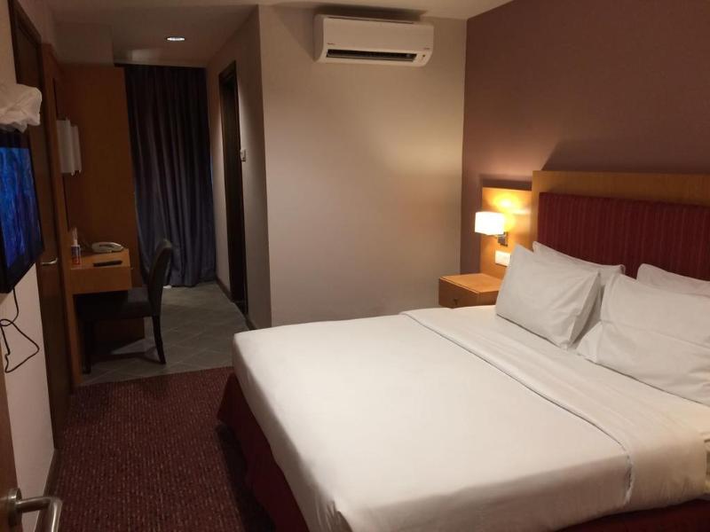 Photo of Jewels Hotel, 3-star hotel in Kota Bharu
