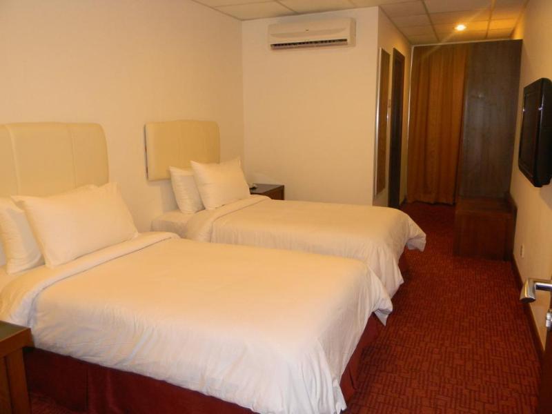 Photo of Jewels Hotel, 3-star hotel in Kota Bharu