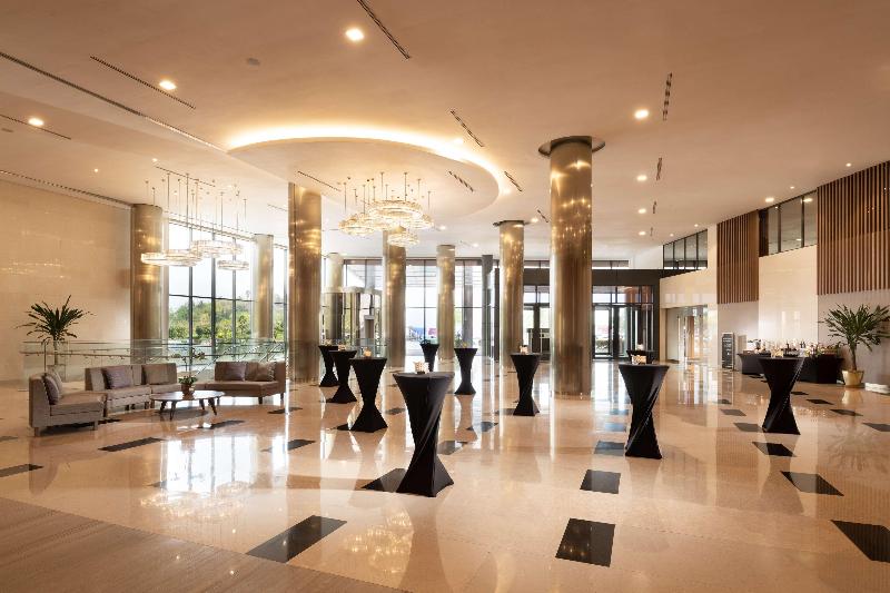 Photo of Hilton Clark Sun Valley Resort, 5-star hotel in Angeles City (and vicinity)