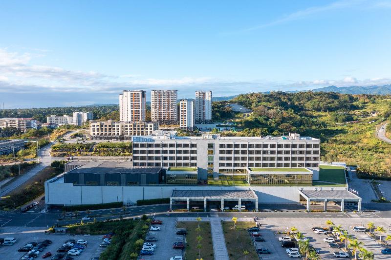 Photo of Hilton Clark Sun Valley Resort, 5-star hotel in Angeles City (and vicinity)
