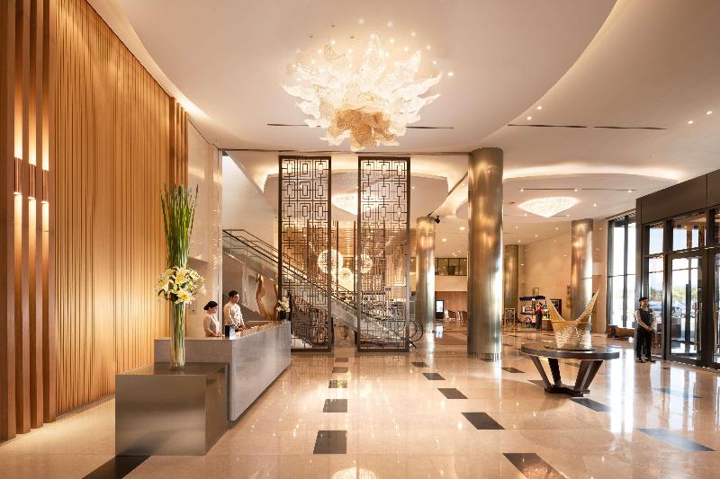 Photo of Hilton Clark Sun Valley Resort, 5-star hotel in Angeles City (and vicinity)