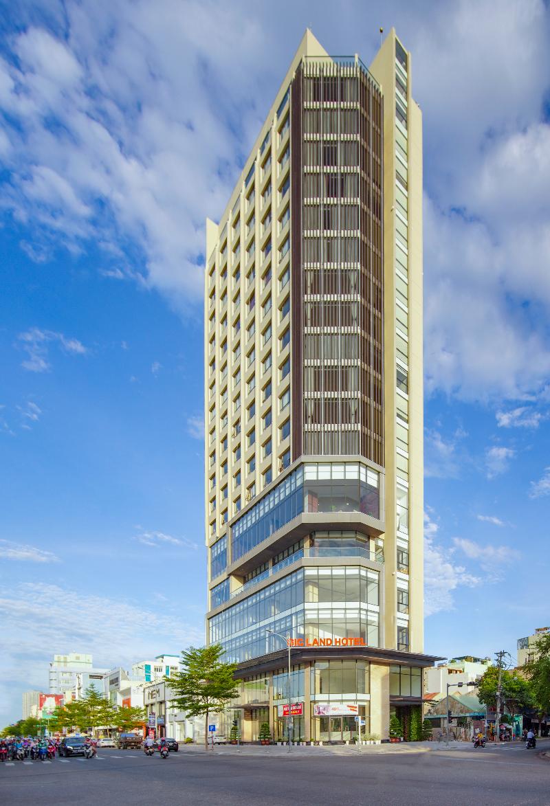 G8 Luxury Hotel and Spa Da Nang, Singapore