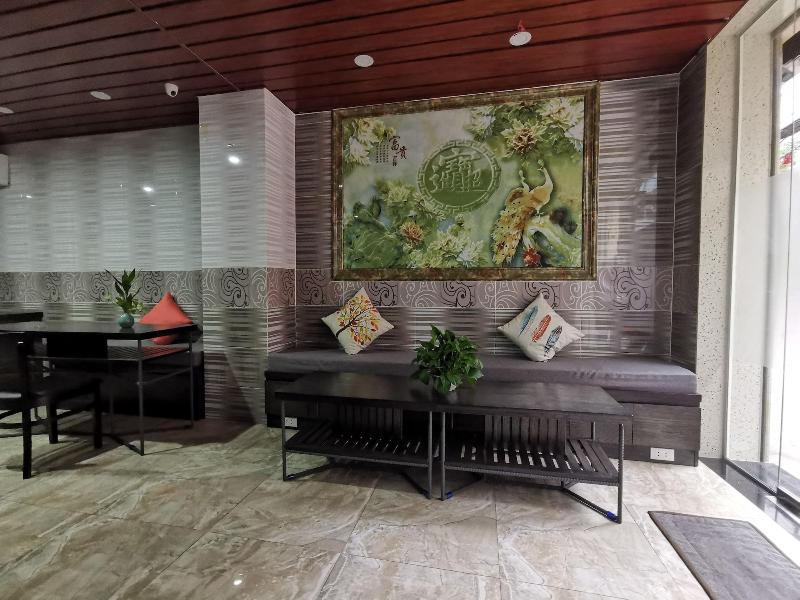 Cola's Homestay, Singapore