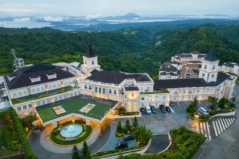 Photo of Twin Lakes Hotel - near Tagaytay, 4-star hotel in Laurel