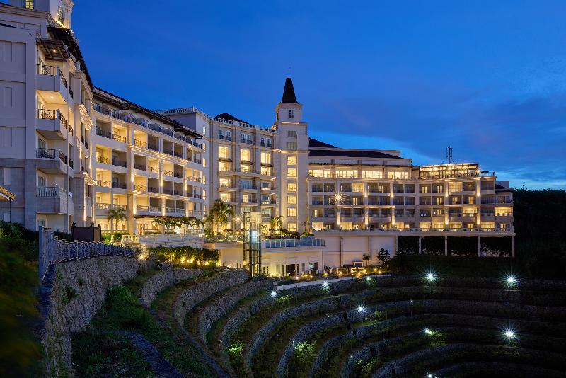 Photo of Twin Lakes Hotel - near Tagaytay, 4-star hotel in Laurel