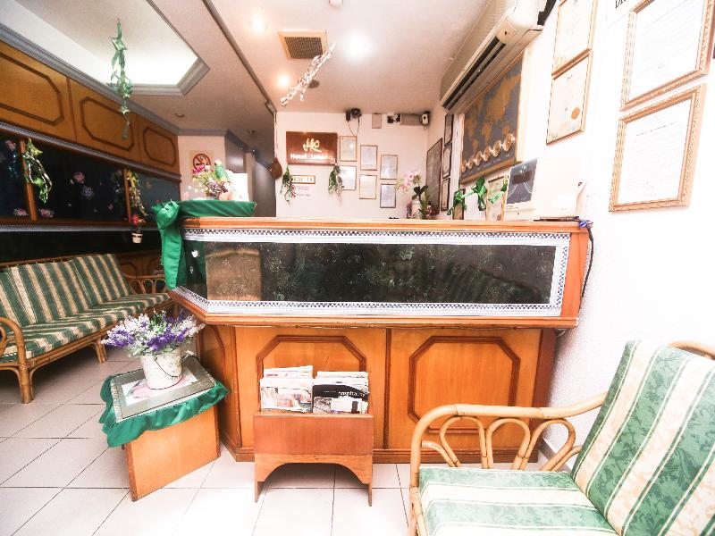 Photo of SUPER OYO 1026 Hotel Lutana, 2-star hotel in Sabah