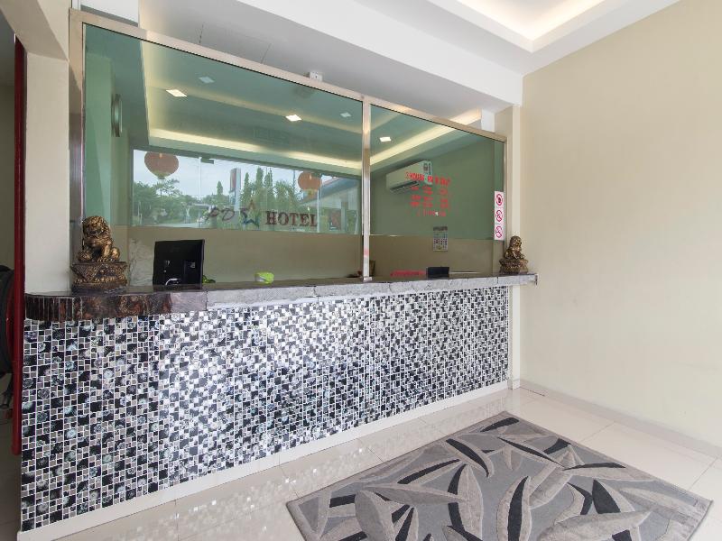 Photo of OYO 1136 PD Star Hotel, 2-star hotel in Port Dickson