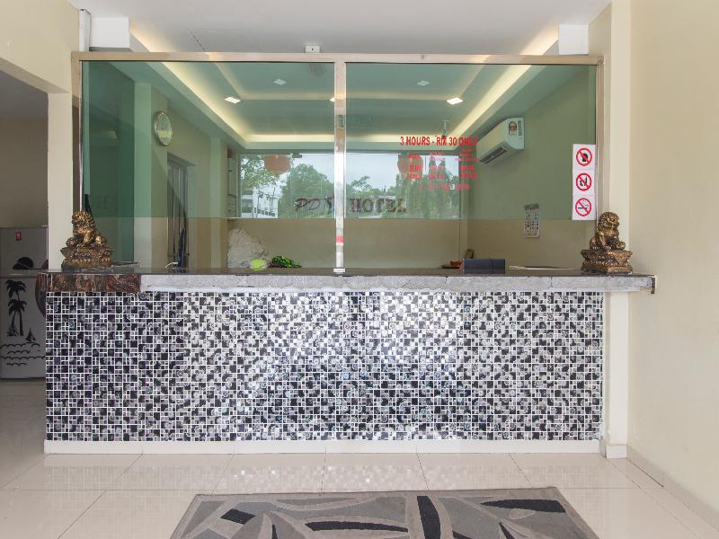 Photo of OYO 1136 PD Star Hotel, 2-star hotel in Port Dickson