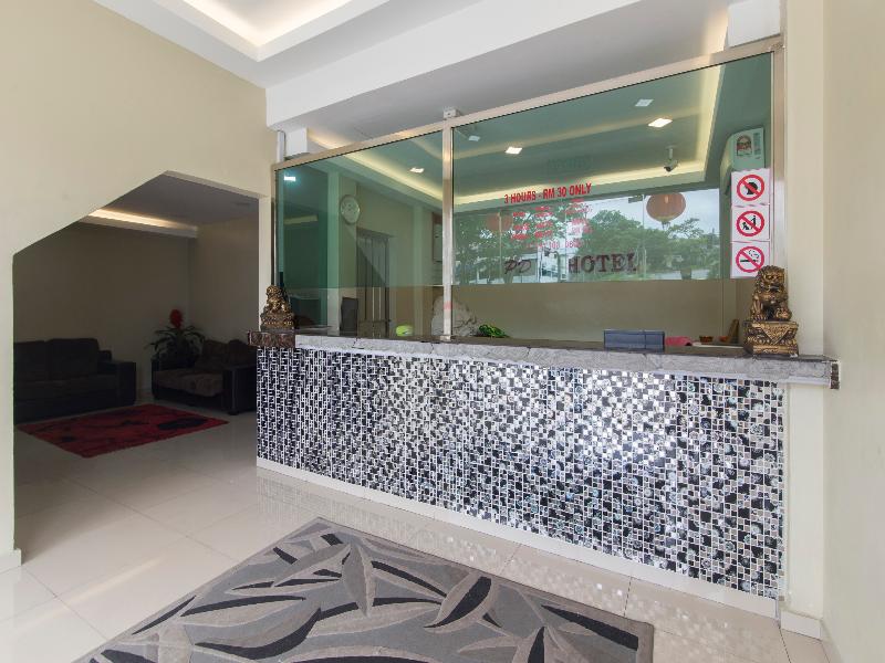 Photo of OYO 1136 PD Star Hotel, 2-star hotel in Port Dickson
