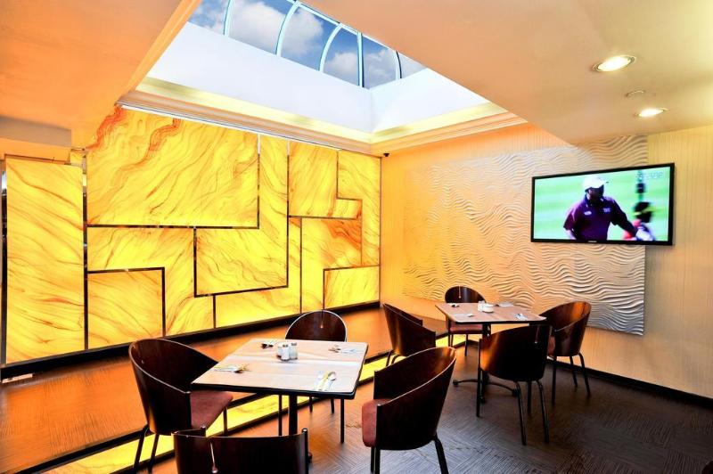 Photo of Oxford Hotel, 3-star hotel in Singapore