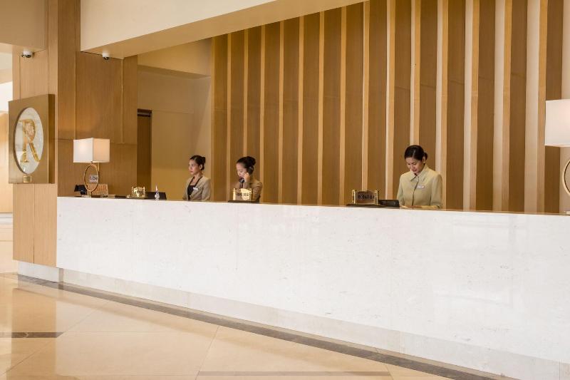 Photo of Royce Hotel & Casino, 3-star hotel in Angeles City (and vicinity)