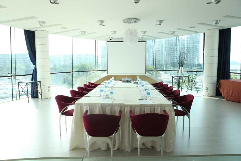 Photo of One15 Marina Sentosa Cove Singapore, 4-star hotel in Singapore