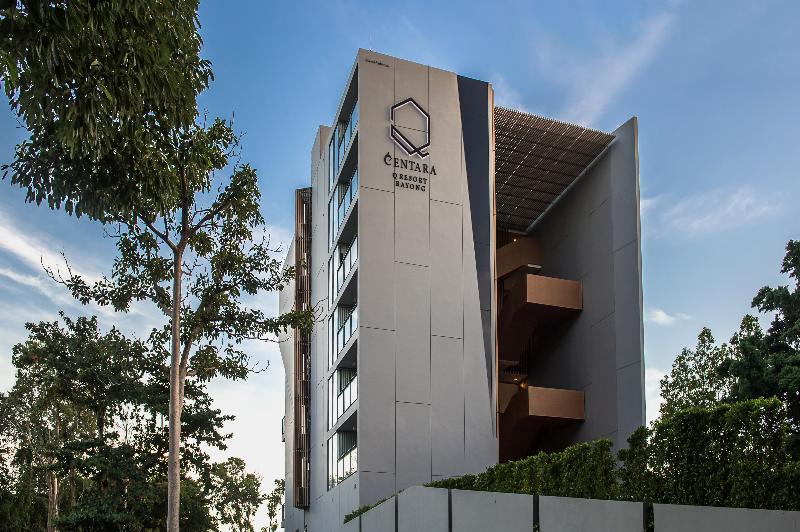 Q Resort Rayong, Singapore