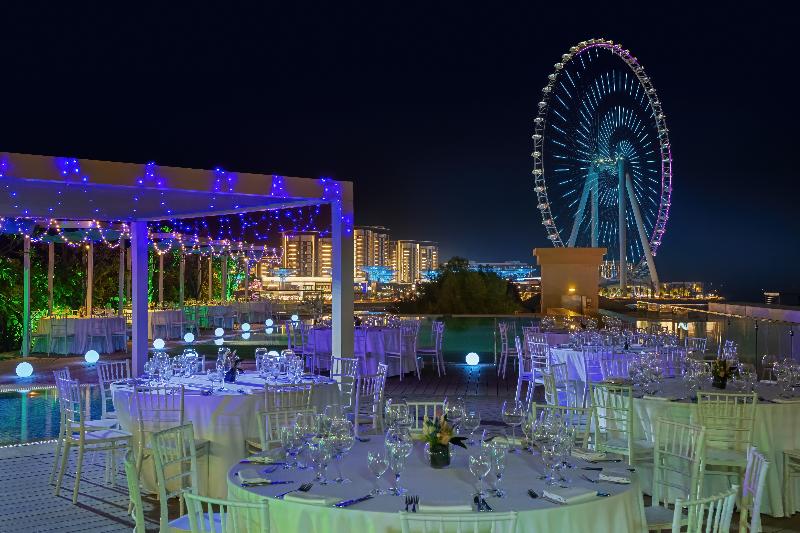 Amwaj Rotana, Jumeirah Beach - Dubai, Singapore