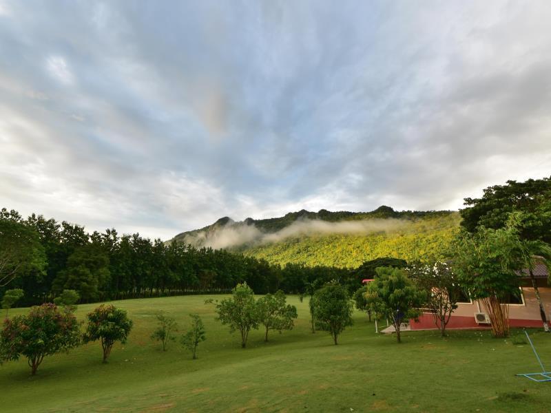 Photo of Pechmaneekan Beach Resort, 3-star hotel in Kanchanaburi (province)