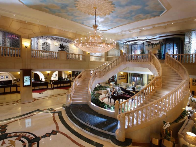 Photo of Knight Castle Hotel, 5-star hotel in Al Muraqqabat