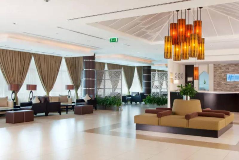 Photo of Holiday Inn Express Dubai Jumeirah by IHG, 5-star hotel in Bur Dubai