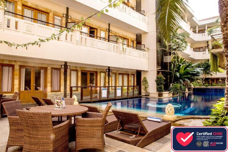 Famous Hotel Kuta, Singapore