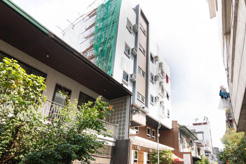 Photo of OYO 152 Sangco Condotel, 2-star hotel in Malate