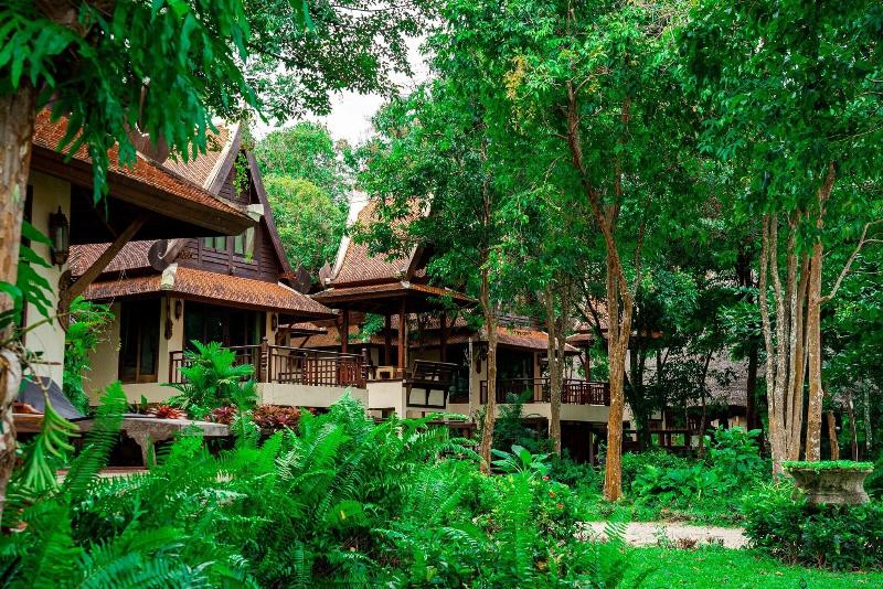 Chivapuri Beach Resort, Singapore