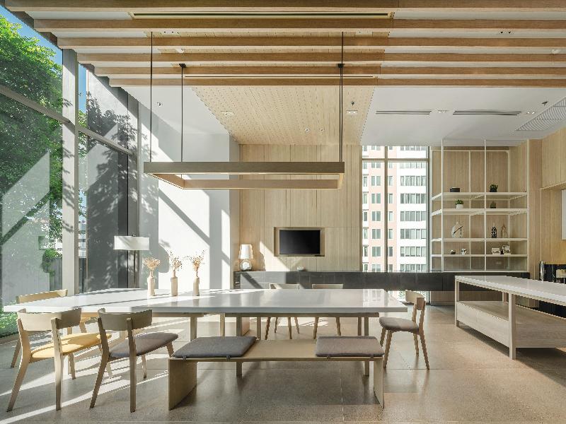 Oakwood Hotel & Residence Bangkok exterior, 5-Star hotel in Bangkok (and vicinity)