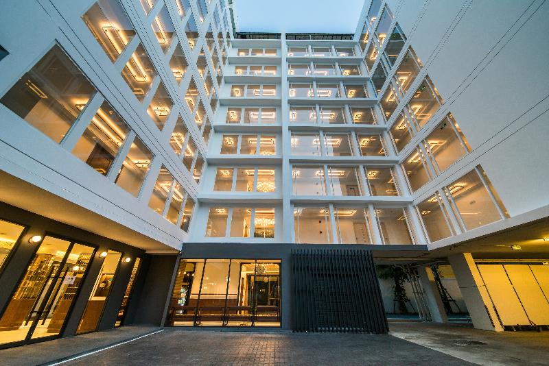 Hotel Amber Sukhumvit 85 exterior, 3-Star hotel in Bangkok (and vicinity)