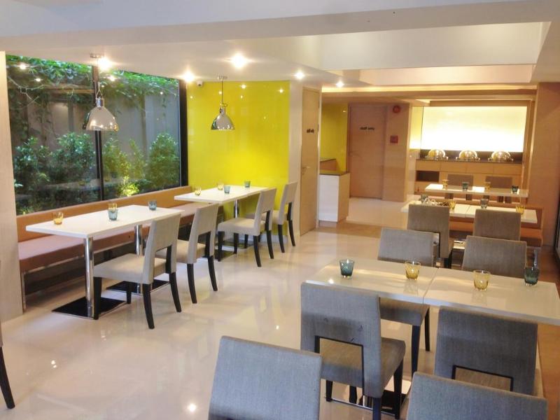 Photo of Alt Hotel Nana by UHG, 4-star hotel in Bangkok (and vicinity)